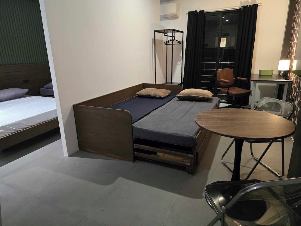 RA House Residences Elite Condo, Multiple Beds, Kitchenette, Courtyard View 5