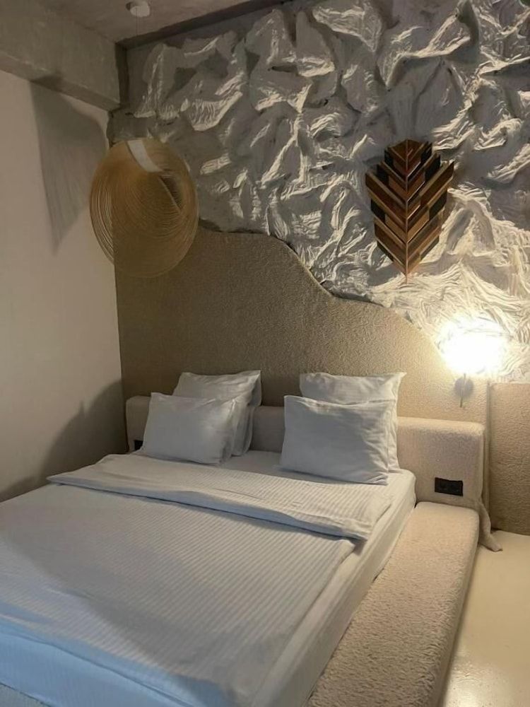 Inn Ozz Almaty Economy Double Room