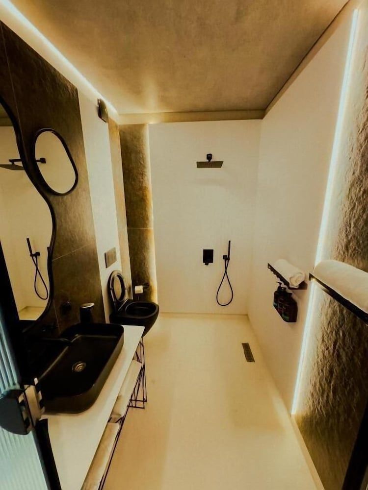 Inn Ozz Almaty Standard Double Room 7