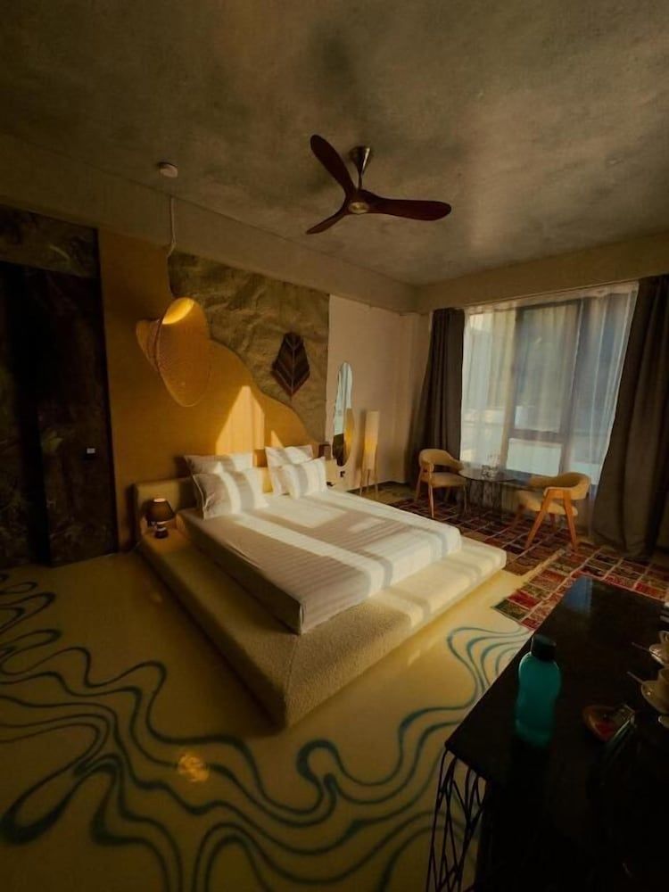 Inn Ozz Almaty Standard Double Room 5