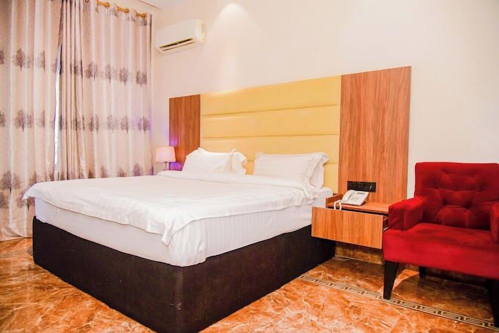 Sugarhouse Hotel Economy Room, Balcony, City View 11