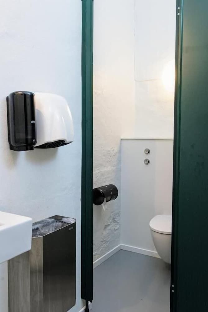 Sleep in Heaven hostel & bar Double Bed Room 6