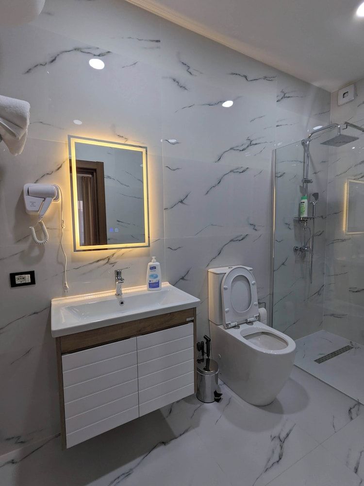 Hotel Aleks Comfort Double or Twin Room 8