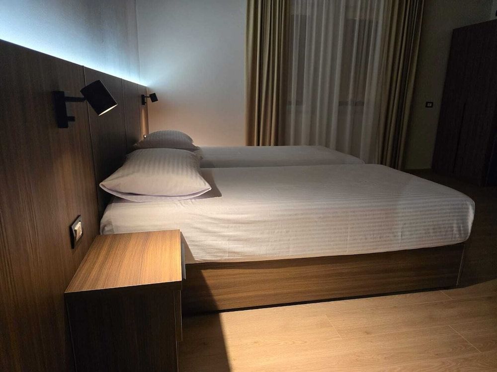 Hotel Aleks Comfort Double or Twin Room 5