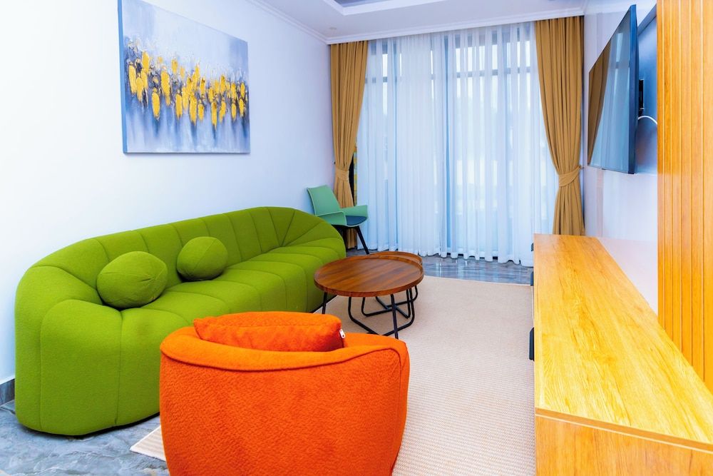 T-Stone Apartment Hotel Luxury Apartment, Balcony, City View 2