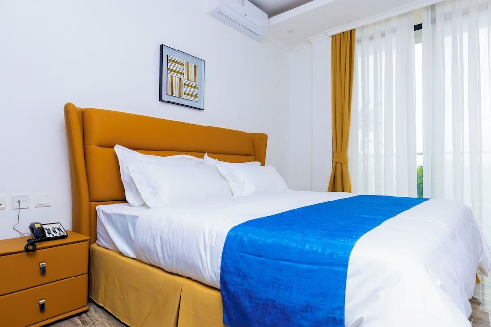 T-Stone Apartment Hotel Luxury Apartment, Balcony, City View