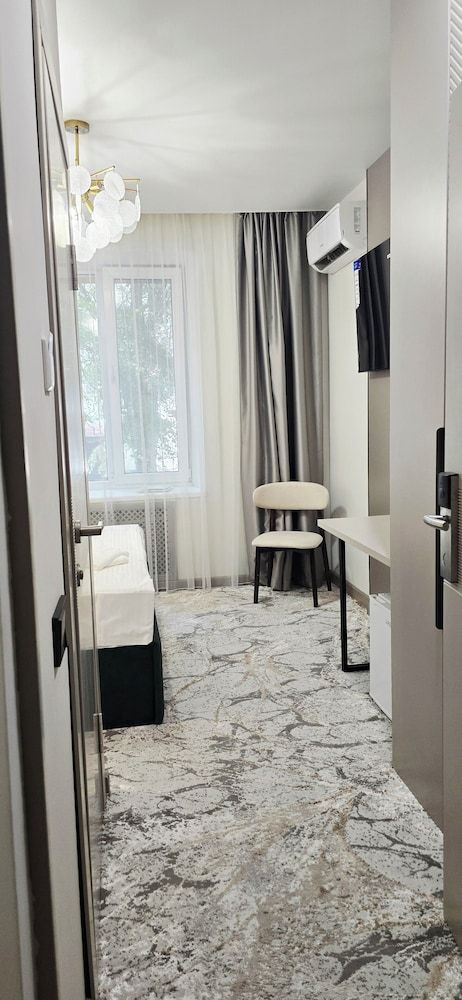 Naya Hotel Double Room, City View 23