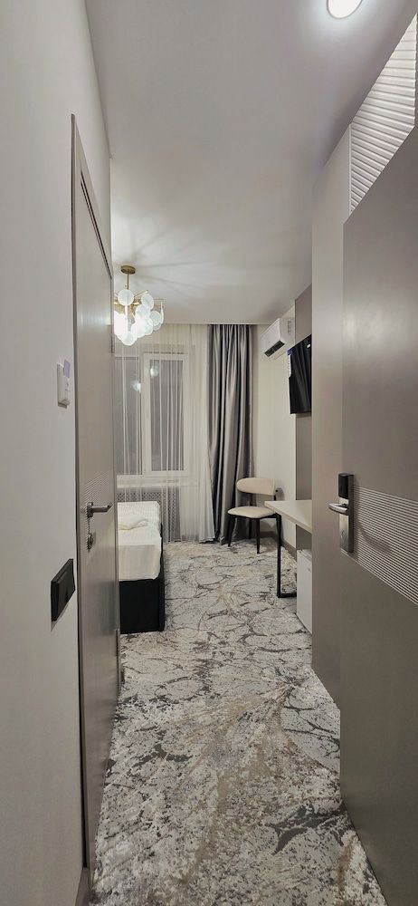 Naya Hotel Double Room, City View 22