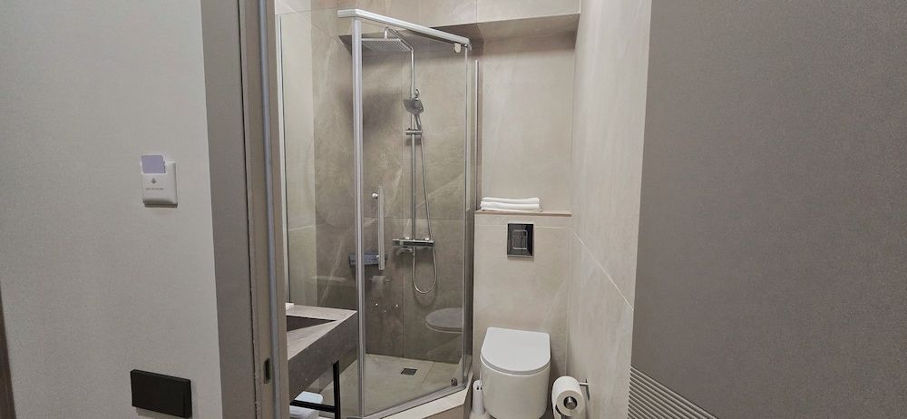 Naya Hotel Double Room, City View 32