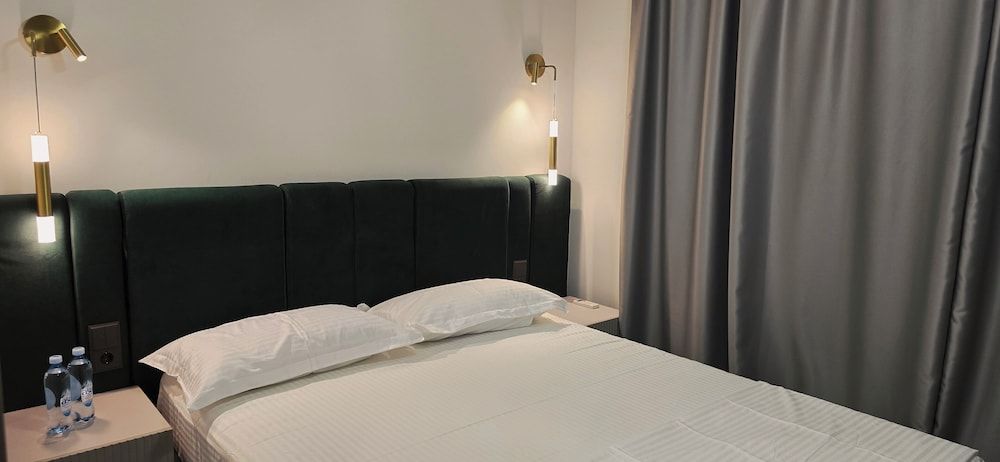 Naya Hotel Double Room, City View 17