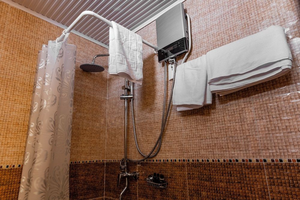 Cascadia Serviced Apartments Deluxe Studio, Balcony, City View 12