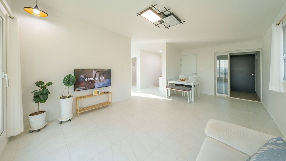 Ganghwa Mani Stay Pension Basic Room, 4 Bedrooms (Mani Stay(Sunset /Ocean View /Pool)) 15