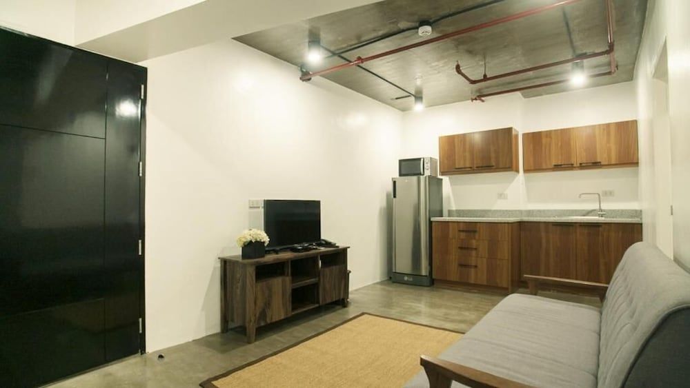 5880 Enriquez Residences Family Apartment, Multiple Beds, City View 7