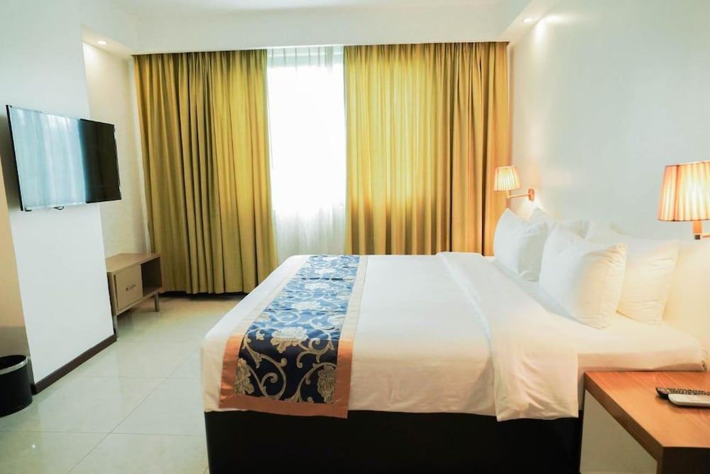 Dancenter Luxury Retreat Angeles City Deluxe Room, 2 Bedrooms 2