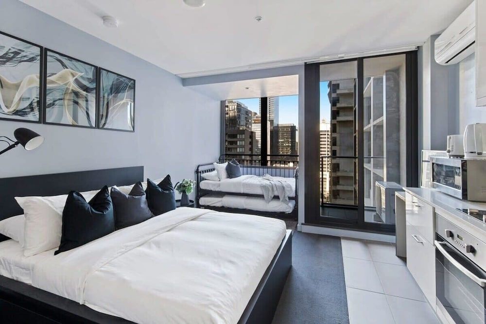 A Cozy & Stylish Studio Next to Southern Cross Apartment (0 Bedroom) 4