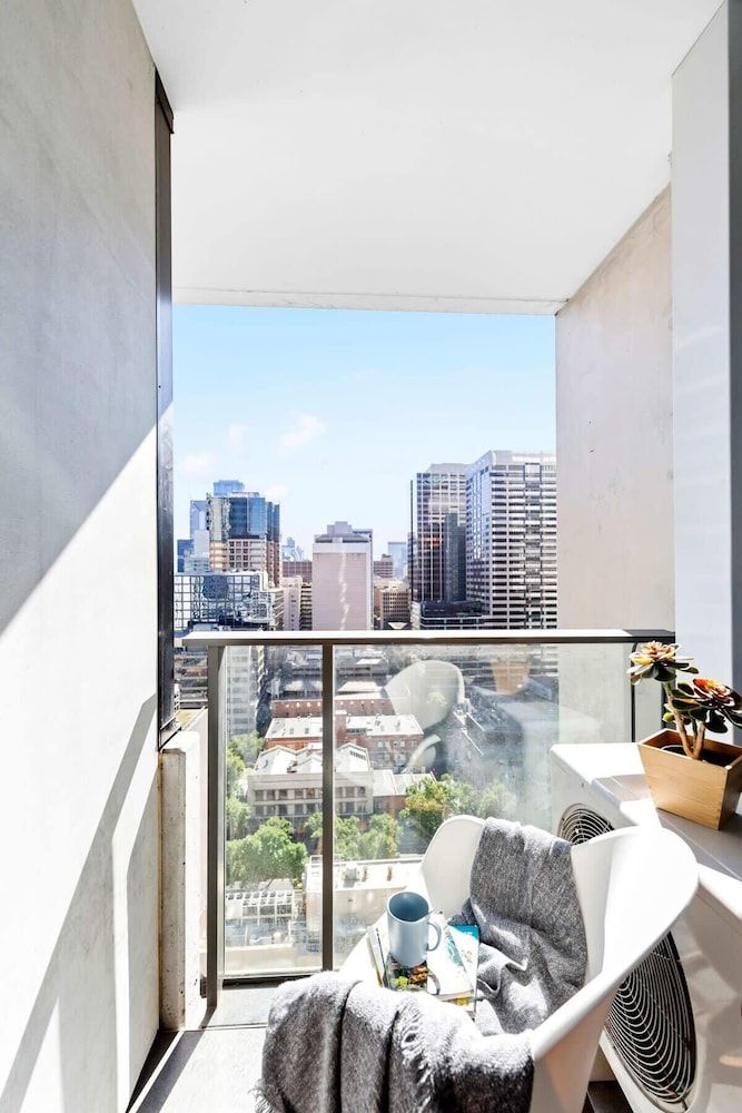 Spacious Southern Cross Stay, Cozy & Central Home Apartment (1 Bedroom) 3