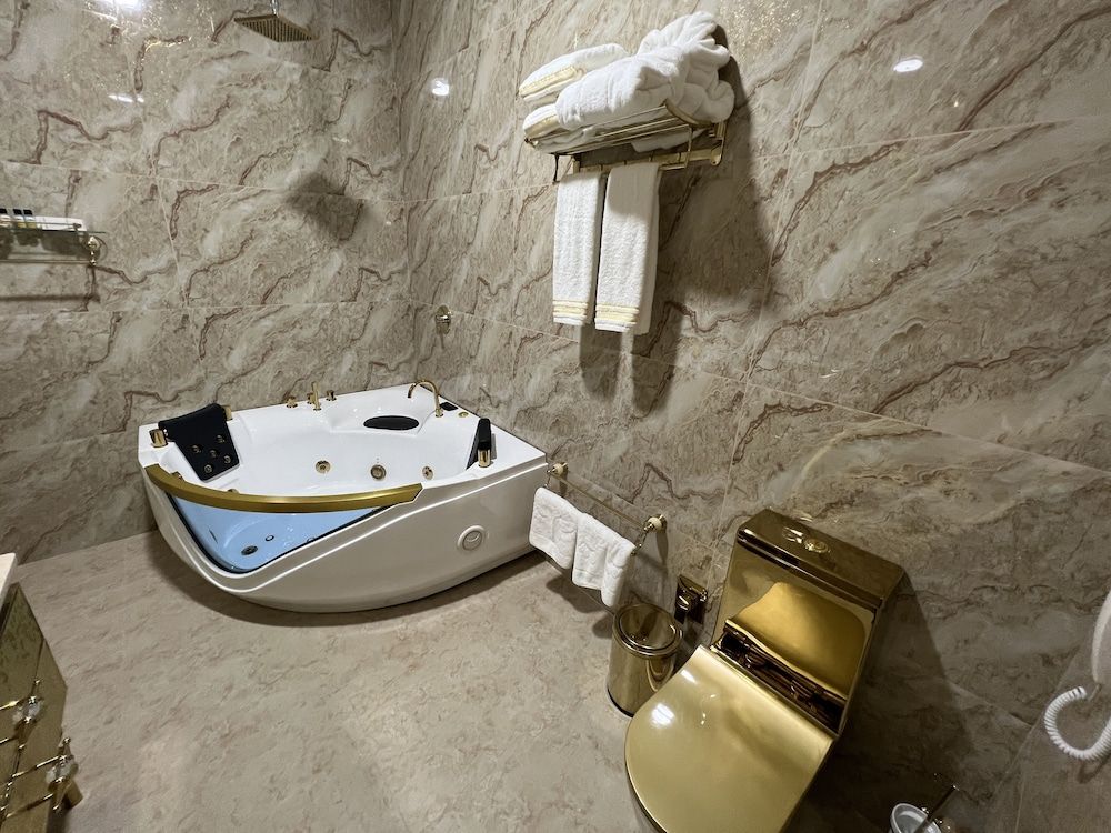 Golden Samarkand Luxury Suite 4
