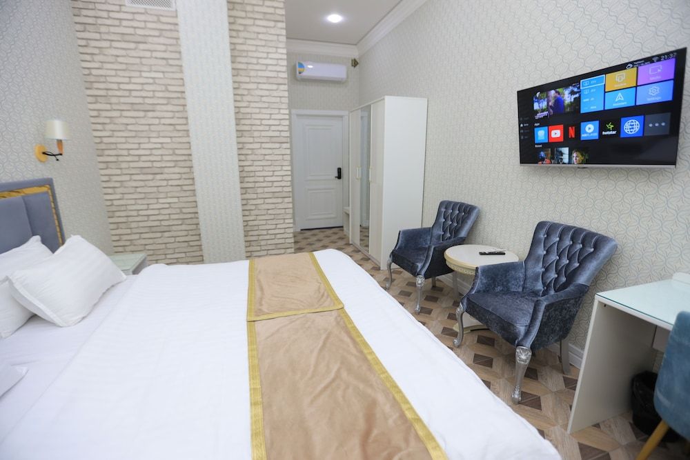 AYNIY HOTEL Luxury Double or Twin Room, Balcony