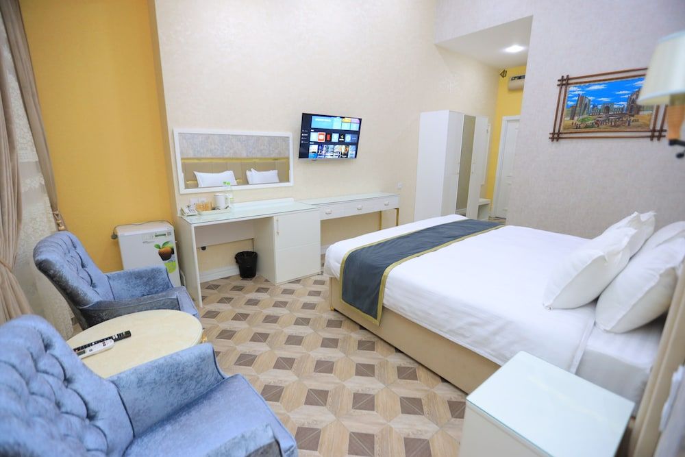 AYNIY HOTEL Luxury Double or Twin Room, Balcony 2