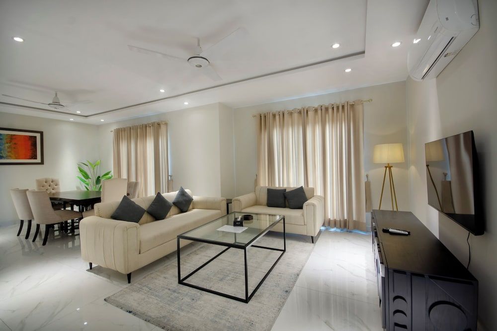 The Opus Luxury Residences Deluxe Apartment 40