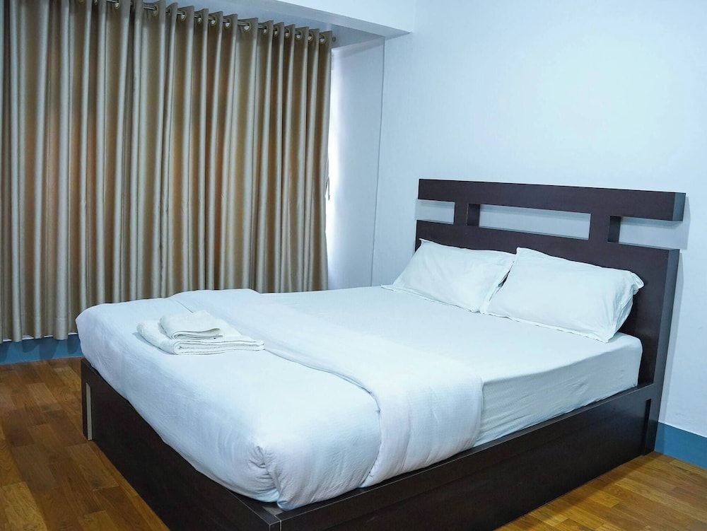 Everest Apartment 2bhk Thamel 5 min Walk 2nd Floor Apartment, 2 Bedrooms, Smoking, Balcony 4