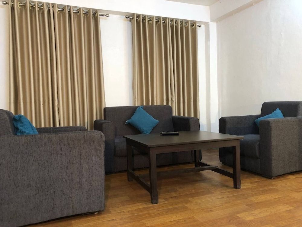 Everest Apartment 2bhk Thamel 5 min Walk 2nd Floor Apartment, 2 Bedrooms, Smoking, Balcony 30