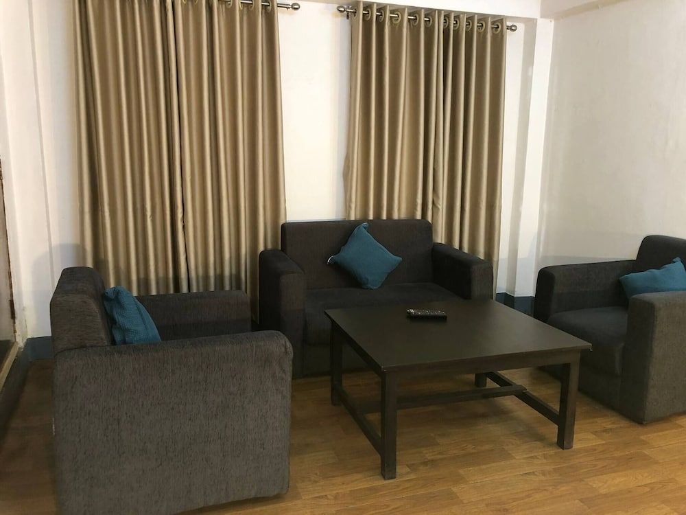 Everest Apartment 2bhk Thamel 5 min Walk 2nd Floor Apartment, 2 Bedrooms, Smoking, Balcony 31