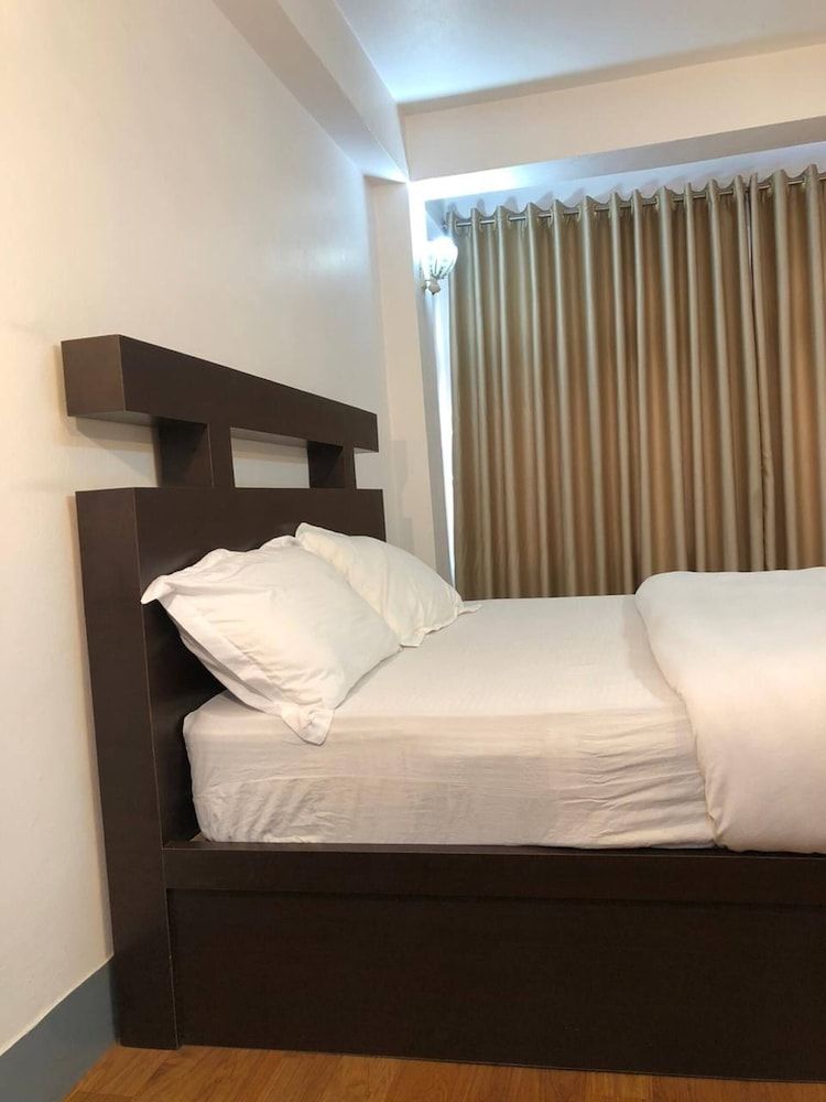 Everest Apartment 2bhk Thamel 5 min Walk 2nd Floor Apartment, 2 Bedrooms, Smoking, Balcony 10