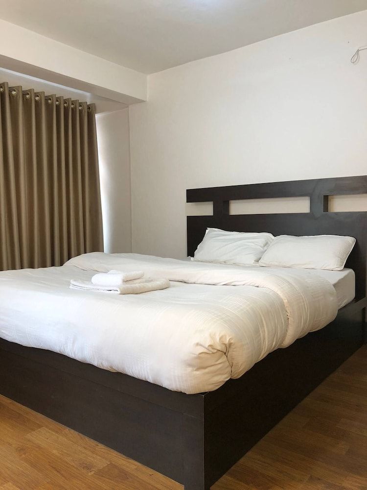 Everest Apartment 2bhk Thamel 5 min Walk 2nd Floor Apartment, 2 Bedrooms, Smoking, Balcony 7