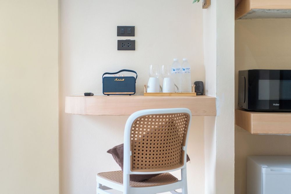 Amaleena Pool Access Deluxe Suite, Pool View 23