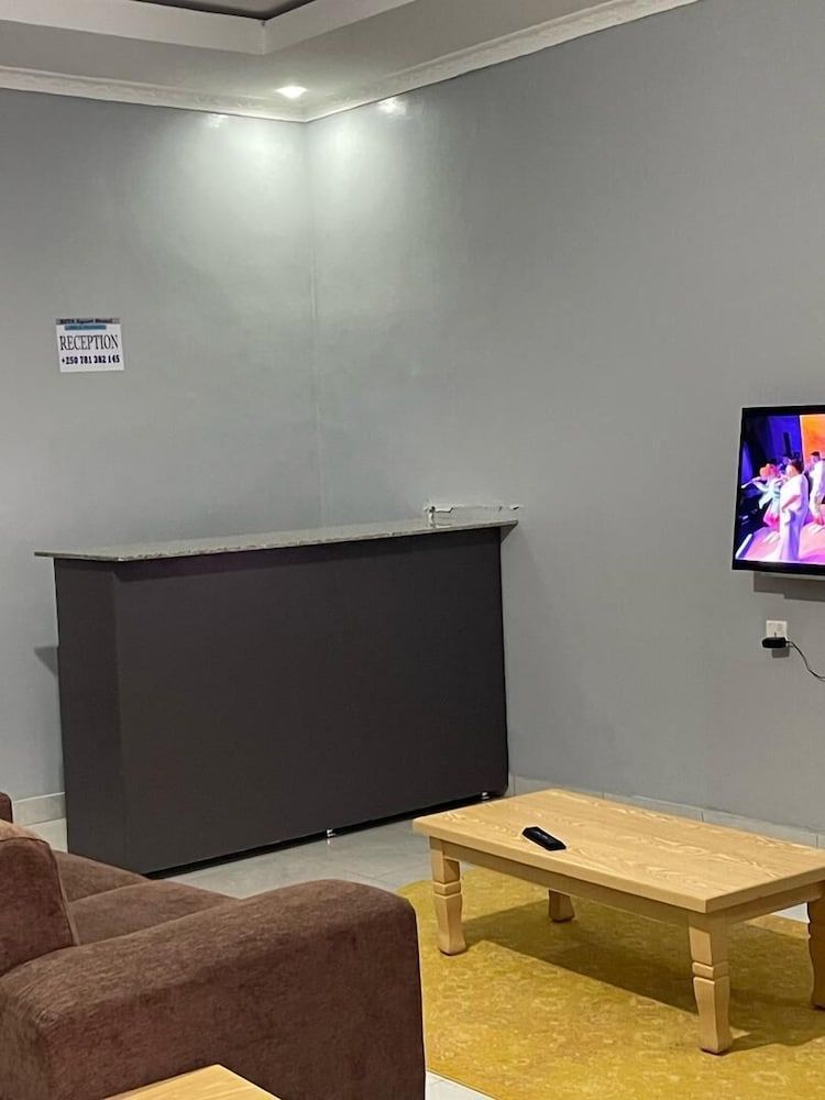 Rita Motel Apartment. Deluxe Double Room, Balcony 12