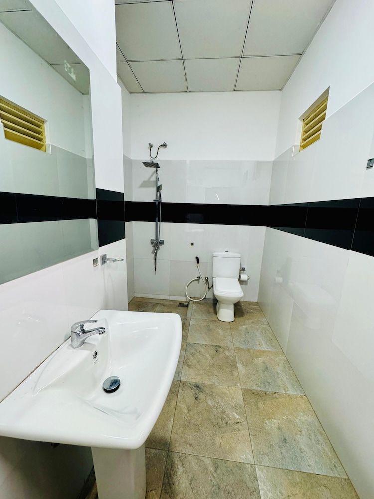 Stone Carving Resort Double Room, Balcony, Canal View 5