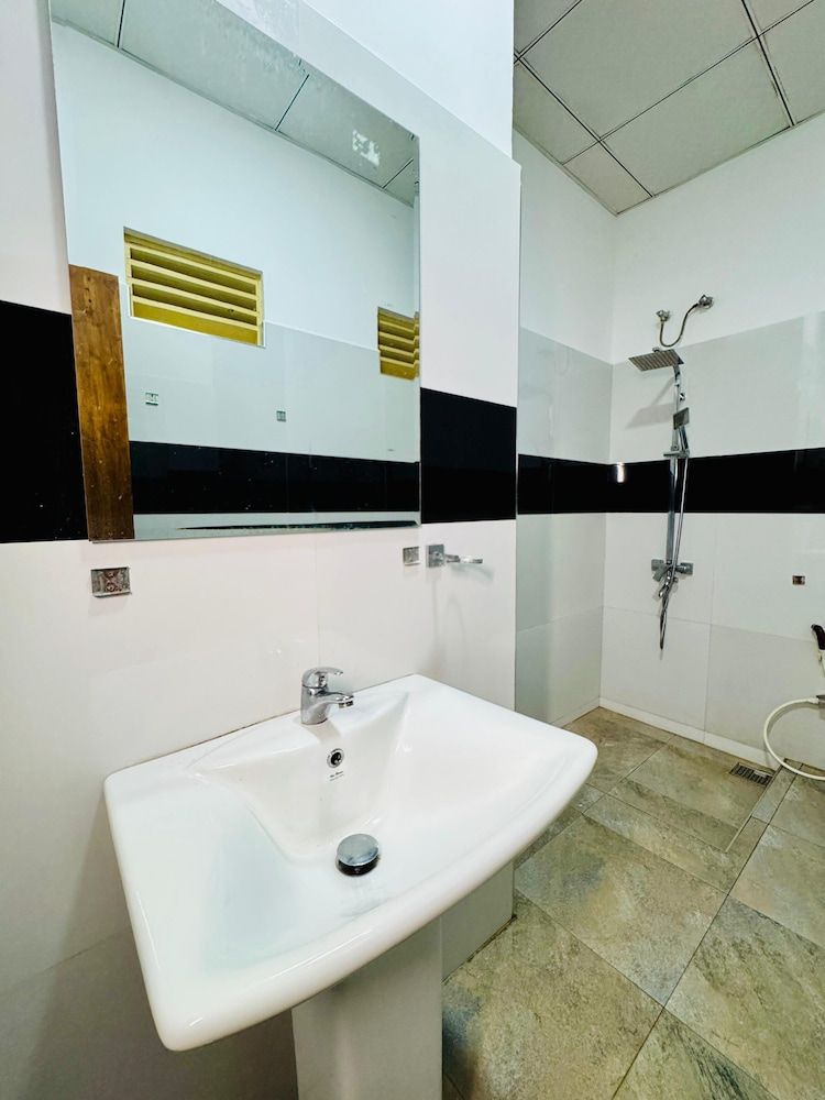 Stone Carving Resort Classic Double Room, Balcony, Canal View 5