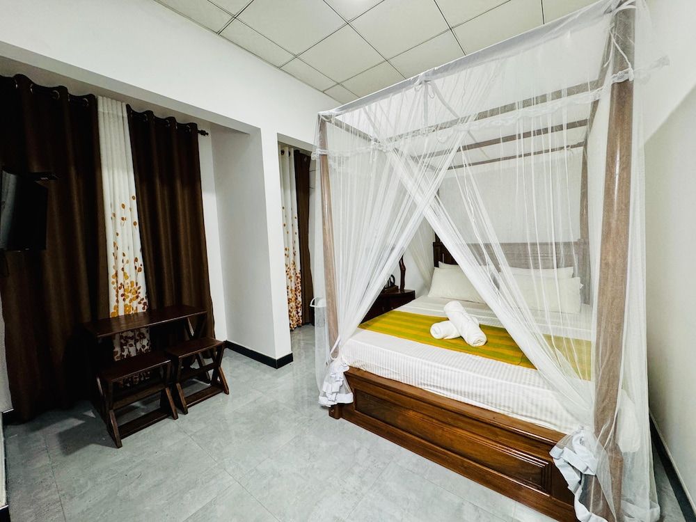 Stone Carving Resort Classic Double Room, Balcony, Canal View