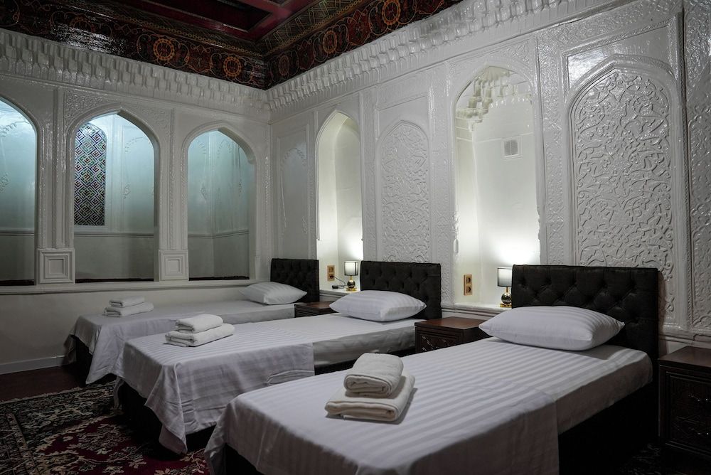 Learmara Guest House Classic Triple Room 4