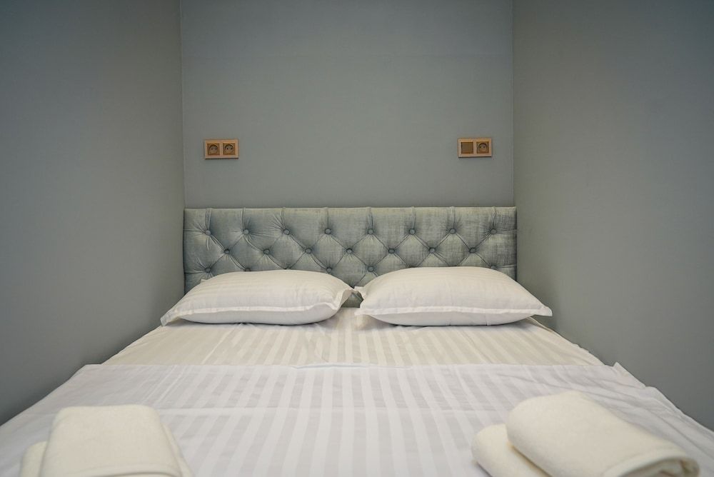 Learmara Guest House Economy Double Room 2