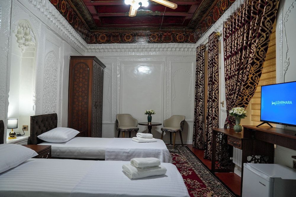 Learmara Guest House Classic Triple Room 2