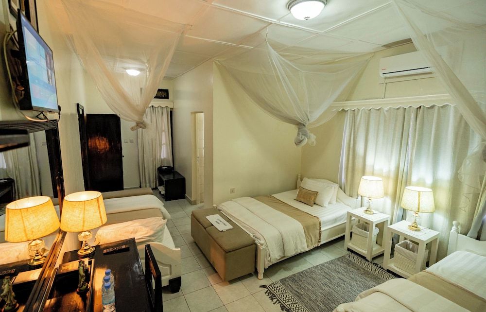 Blue Veil Villa Standard Single Room 2