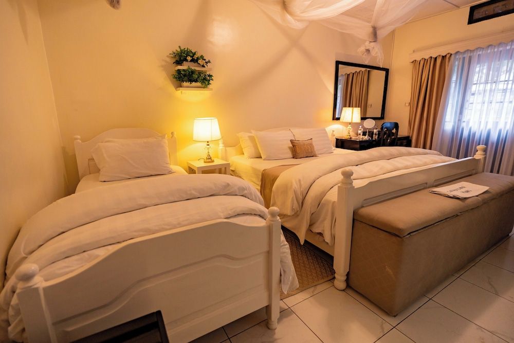 Blue Veil Villa Standard Single Room 7