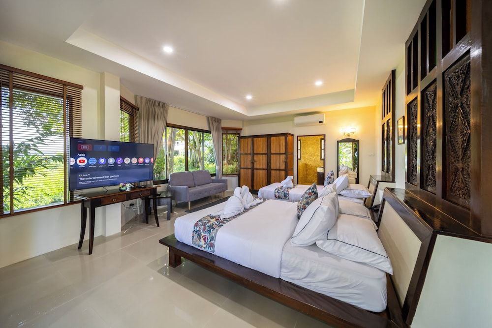 Chaweng Bay View Resort by Smith & Appy Luxury Apartment, Multiple Beds, Sea View 3