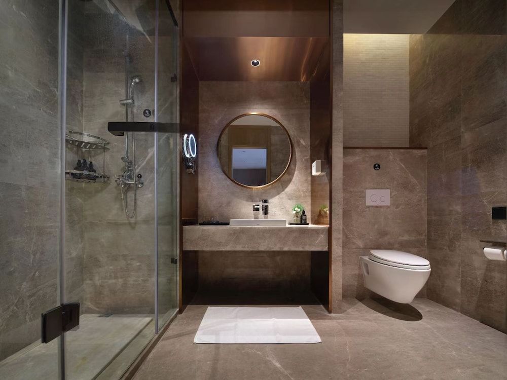 jinglaijiudianzhenxuanyanchenggaotiezhan Basic Single Room 2