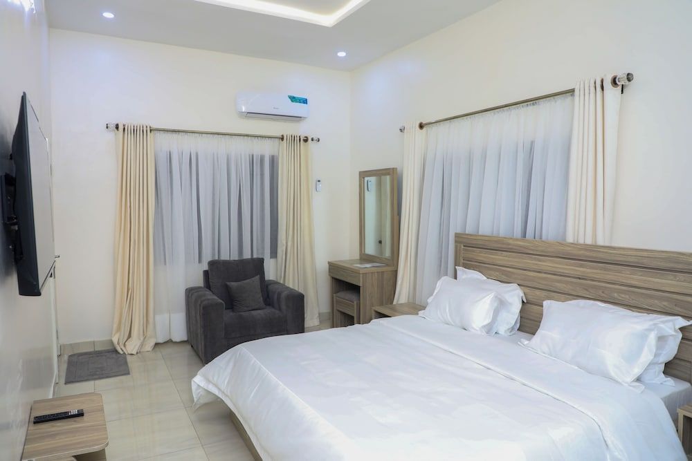 ED - Havilah Suites