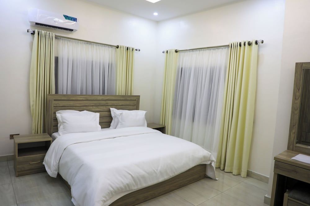 ED - Havilah Suites Studio