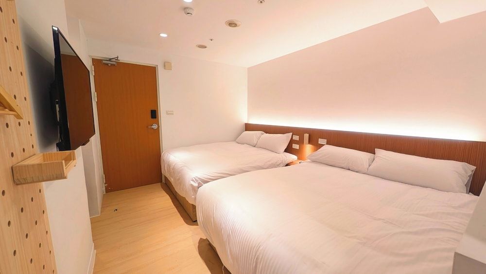 Yen Inn Japanese Style Quadruple Room with Shared Bathroom