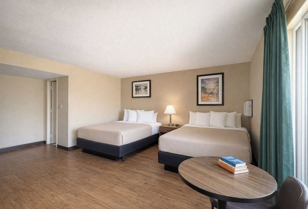 Lake Powell Canyon Inn Standard Room, 2 Queen Beds 2