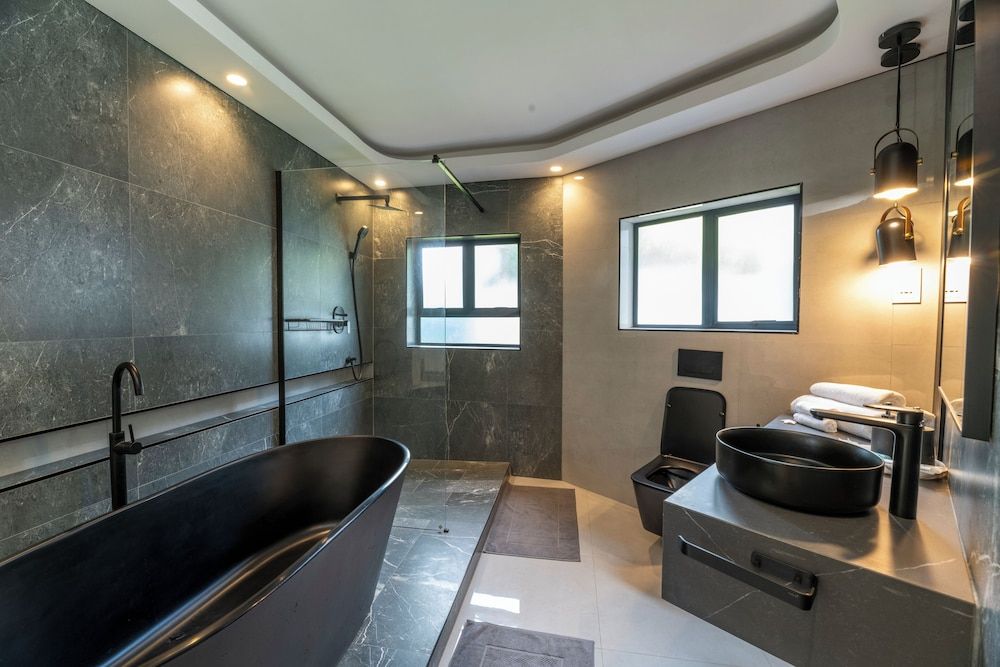 The Manor House Deluxe Double Room, 1 King Bed, Private Bathroom, Garden View 19