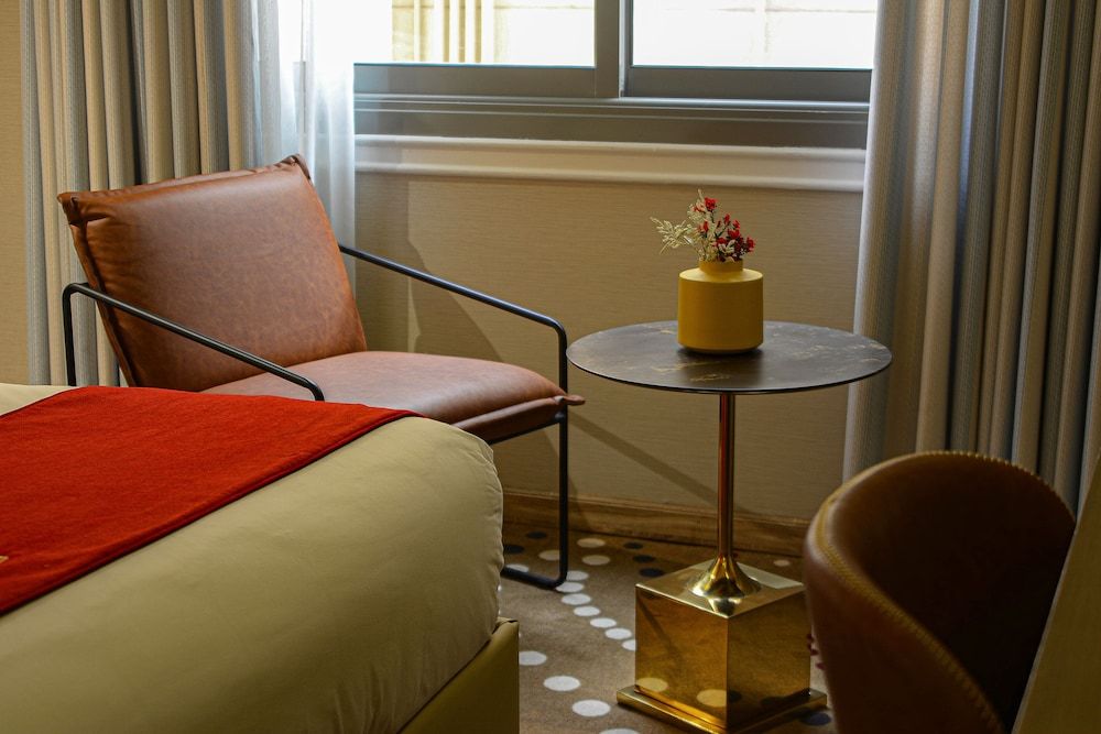 Redwaves Hotel Classic Double Room 3