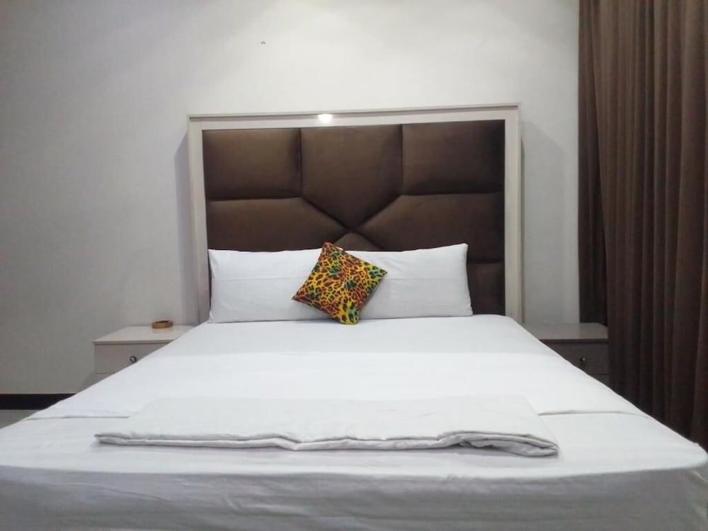 Dove Inn Family Residency Design Double Room 9