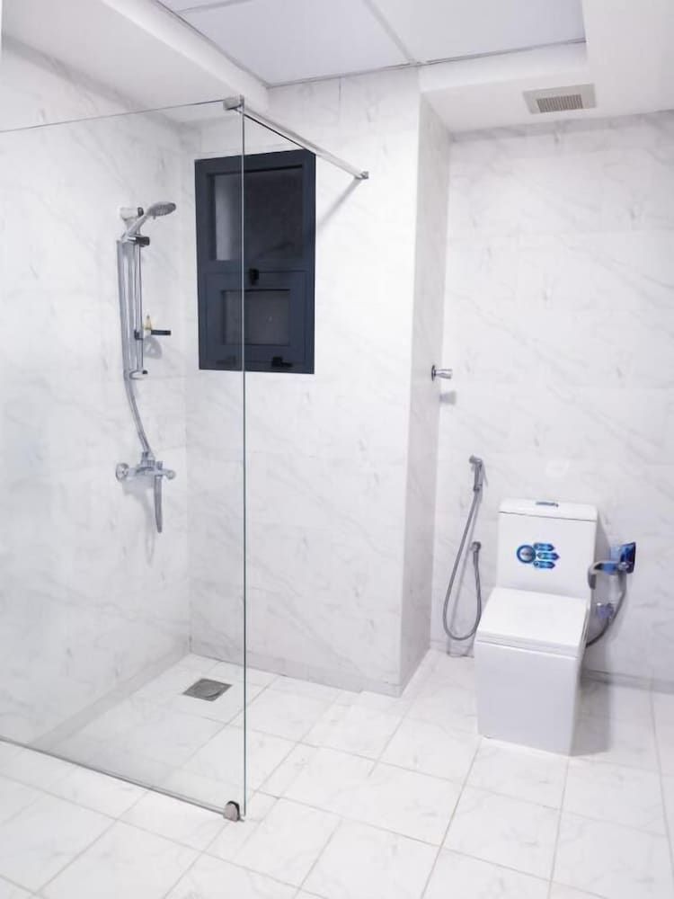 Mr Hamoud  Al Ruzaiqi Standard Twin Room, City View 2