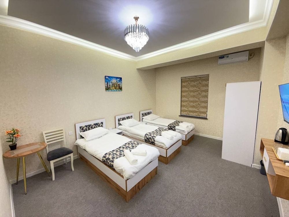 Hotel Bekh Triple Room 10